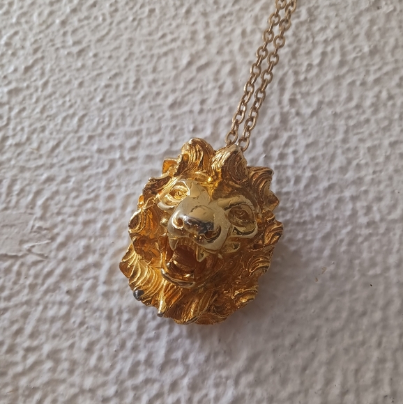18 Kt Gold Plated Judith Leiber Lion Necklace Pin - Picture 2 of 12